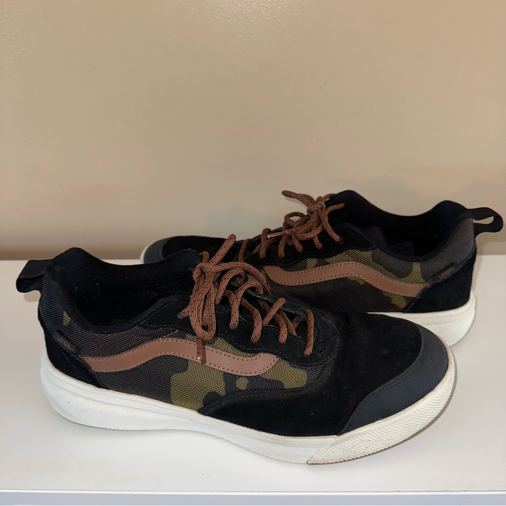 Vans UltraRange UltraCush Black Camo Shoes